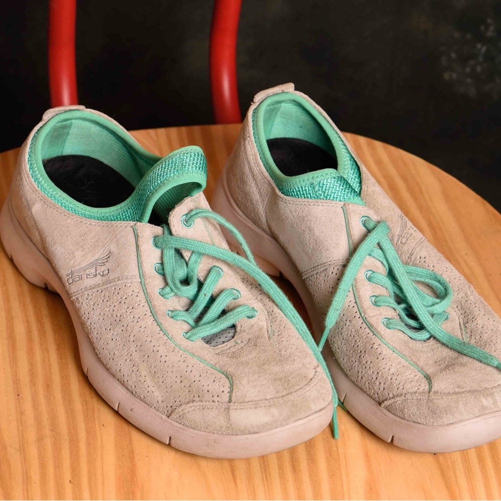Dankso suede athletic-style flats sneakers, size 41 US 10/10.5